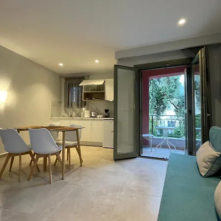 Anax Apartments Parga Exterior photo