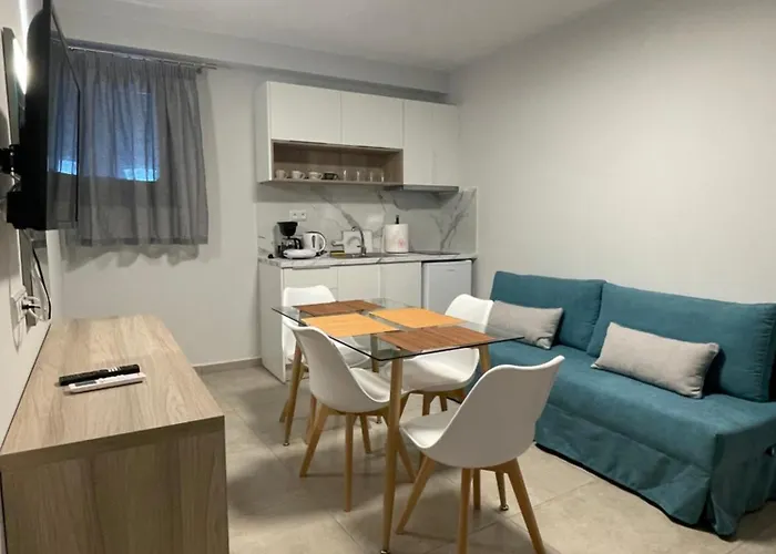 Anax Apartments Parga