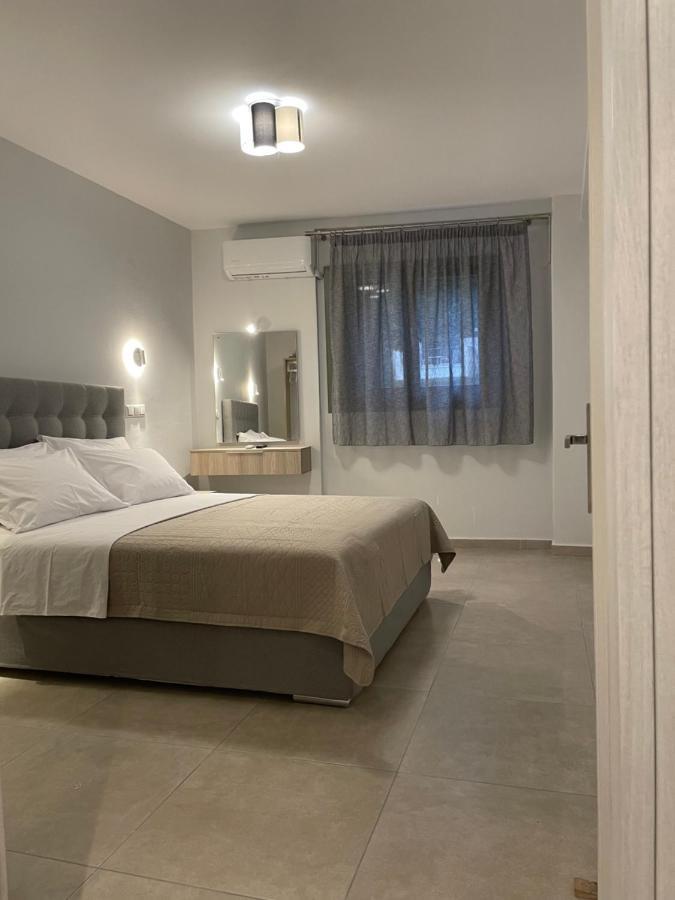 Anax Apartment